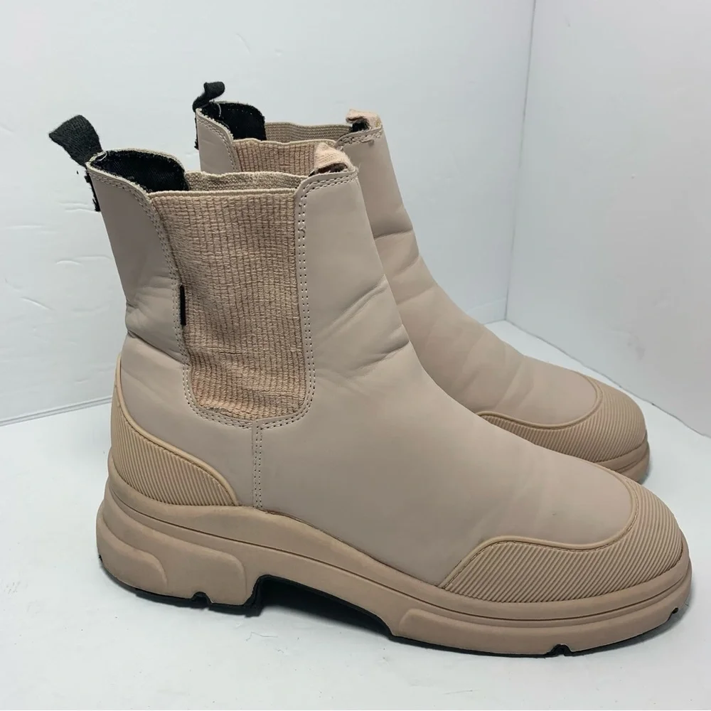 ZARA Cream Monochrome Rubberised -‎ Women’s Ankle Boots size 37